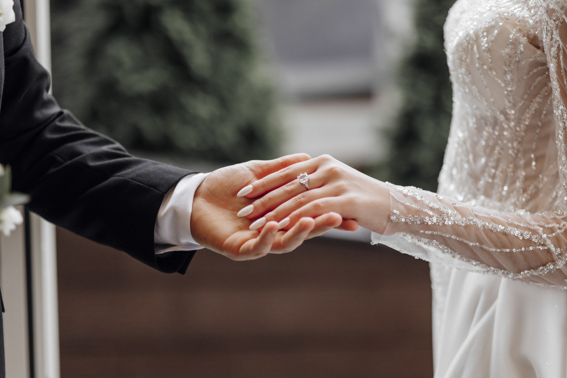 Simpatia simples para ter mais felicidade no casamento