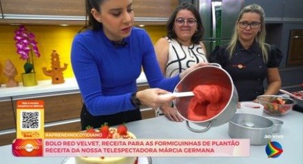 Mini cheesecakes de morango: receita irresistível para lucrar