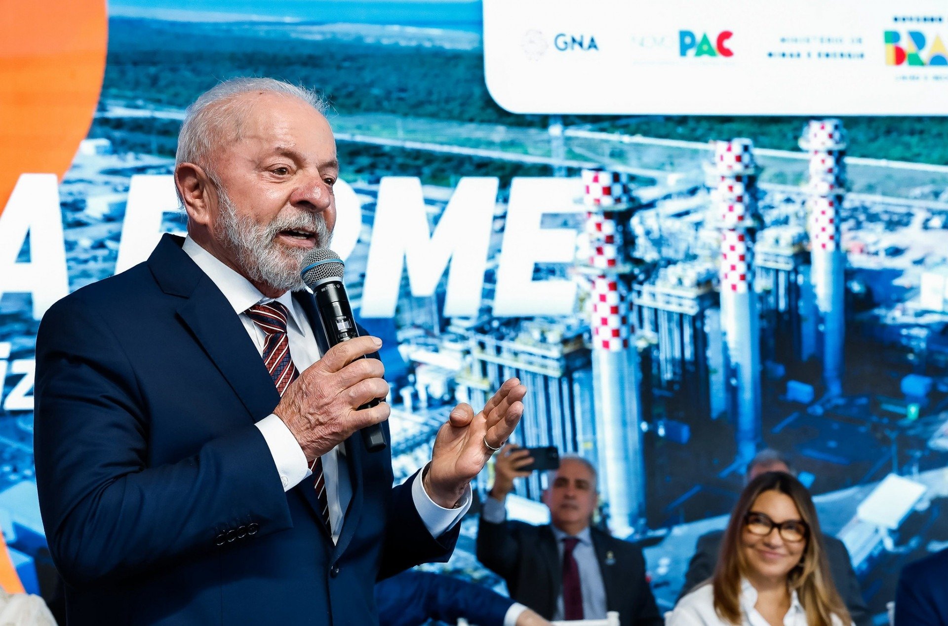 Lula quer diálogo e diz esperar que Trump aja como no mundo 'civilizado'