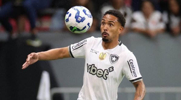 O lateral vem sendo titular e tendo destaque