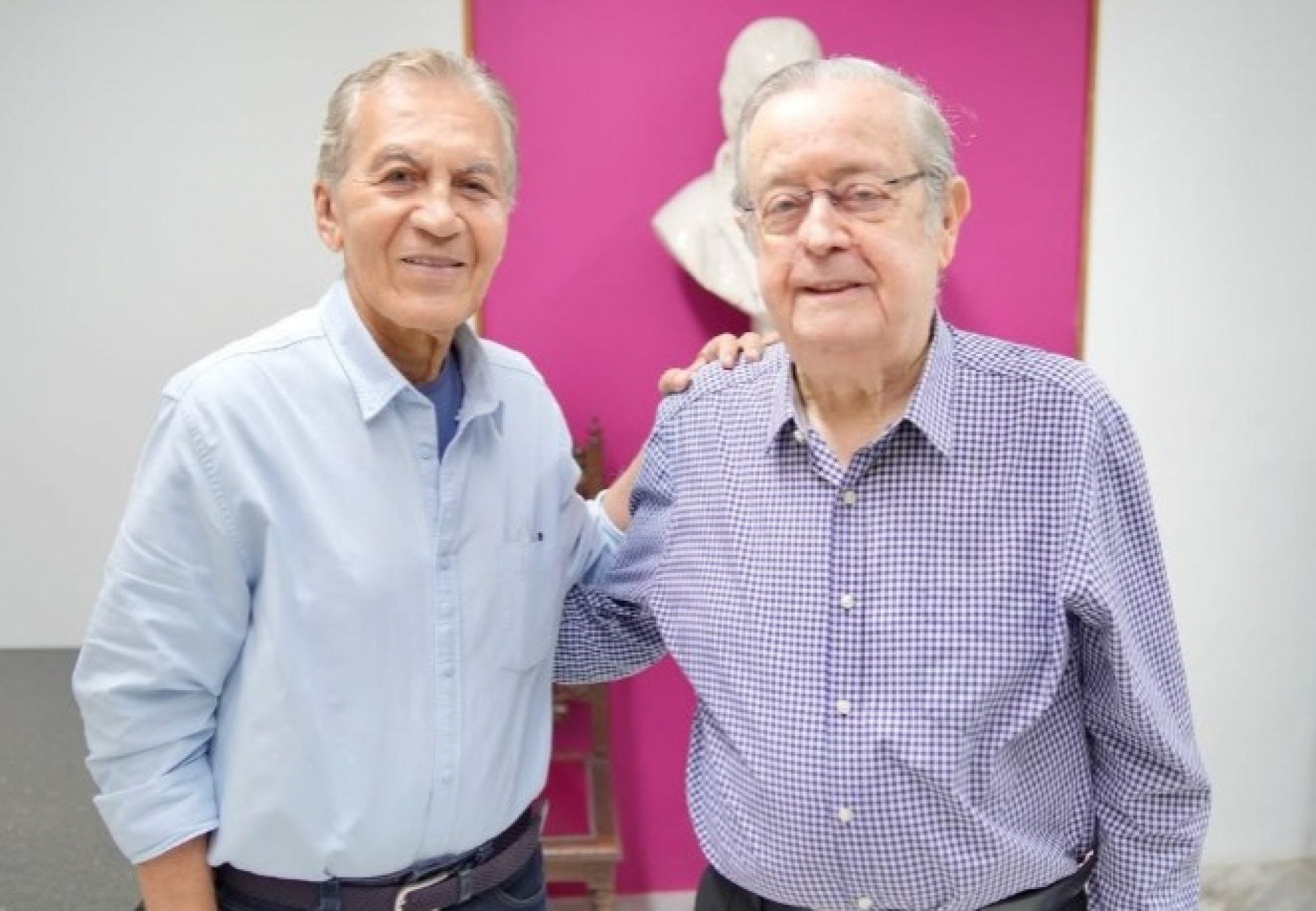 Escritor e professor Roberto Pereira é eleito imortal da Academia Pernambucana de Letras