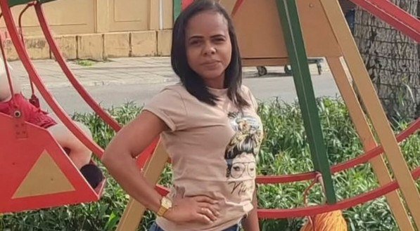 Rebeca Vicente dos Santos, de 32 anos, foi morta a facadas em São Lourenço da Mata