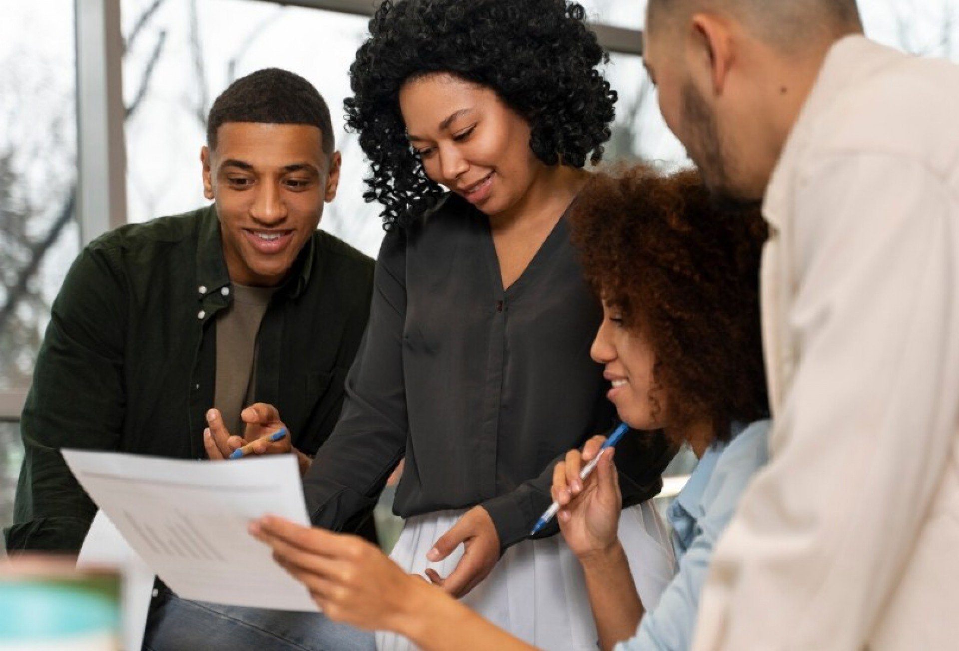  Organização abre seleção para trainee com foco em inclusão racial; veja como participar 