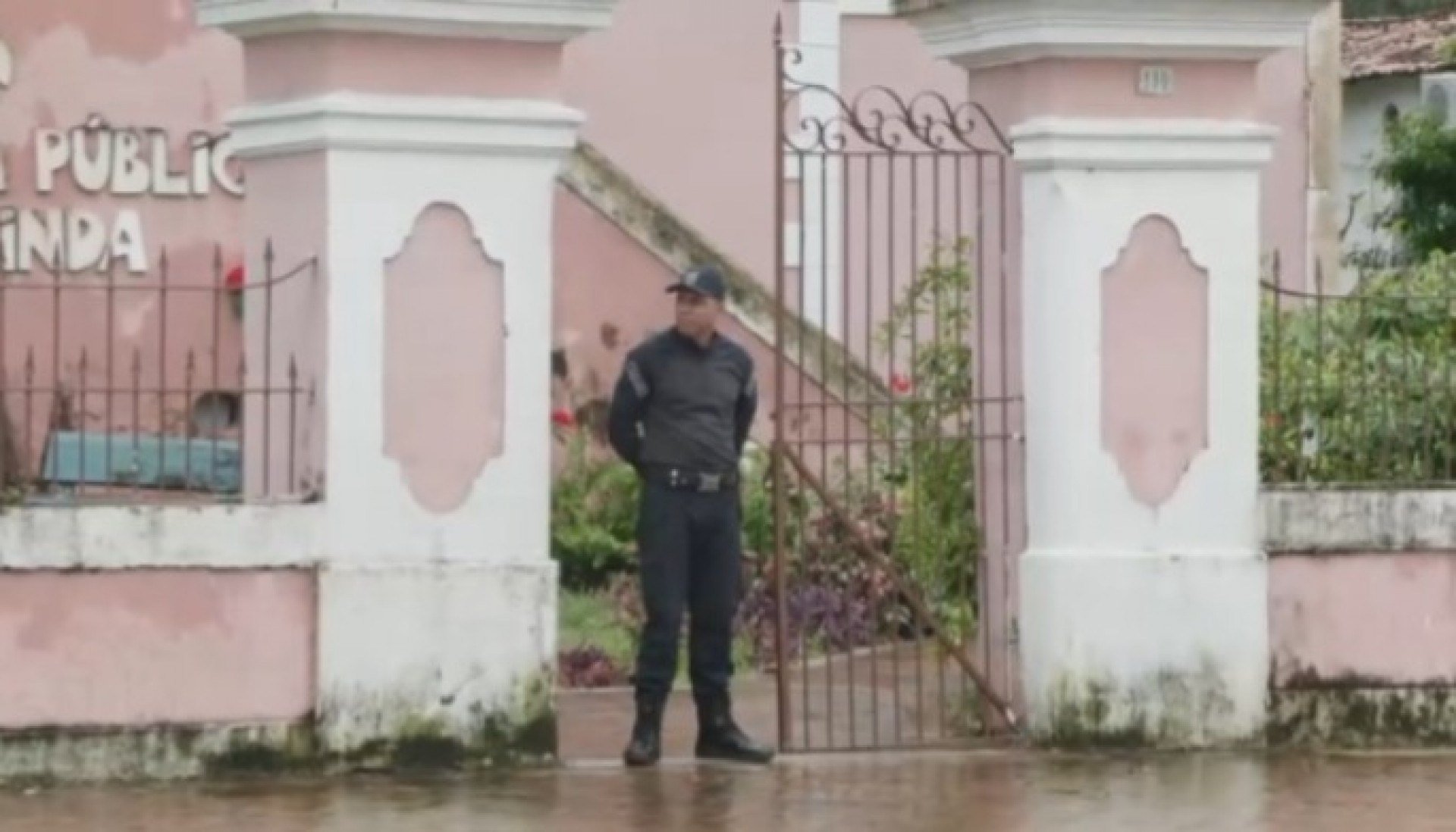 Guardas municipais de Olinda recebem porte de arma: medida gera debate entre moradores
