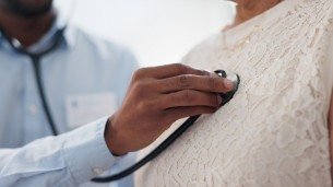 Exames preventivos devem ser realizados regularmente por quem tem históricos de doenaças cardiovasculares na família