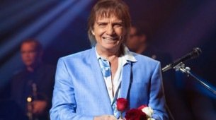 Cantor Roberto Carlos durante show