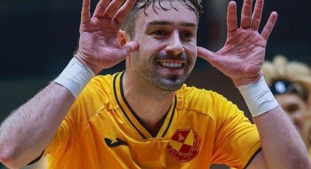 Evando Borges vive temporada mágica no futsal da Malásia e lidera o Selangor na briga por títulos