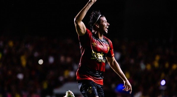 Chico, zagueiro do Sport