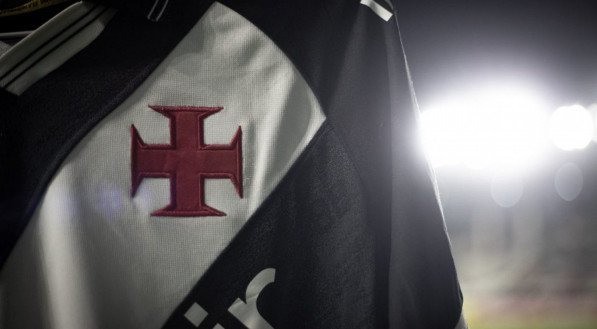 Em Maceió, confronto válido pela ida das oitavas coloca em jogo a reação do Vasco sob comando de Fernando Diniz e o novo ciclo do CSA com Márcio Fernandes