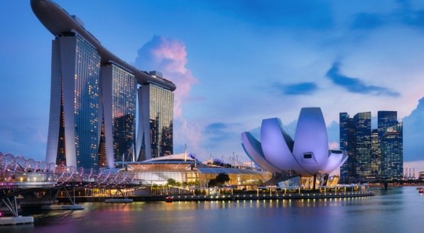 Ranking 2025 revela as 10 cidades mais caras do mundo; São Paulo sai do Top 10