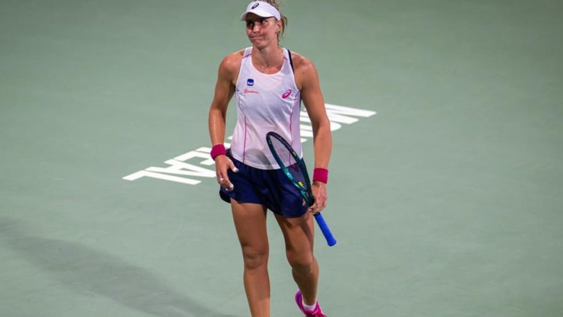 Bia Haddad é superada na estreia em Montreal