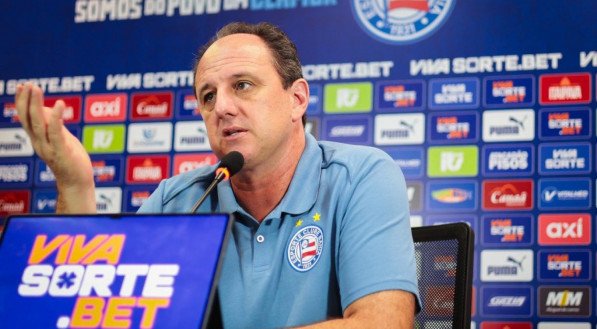 Durante a coletiva condedida apôs o triunfo contra o Retrô, Rogério Ceni comentou sobre a utilização de seu elenco e a rodagem entre os atletas.