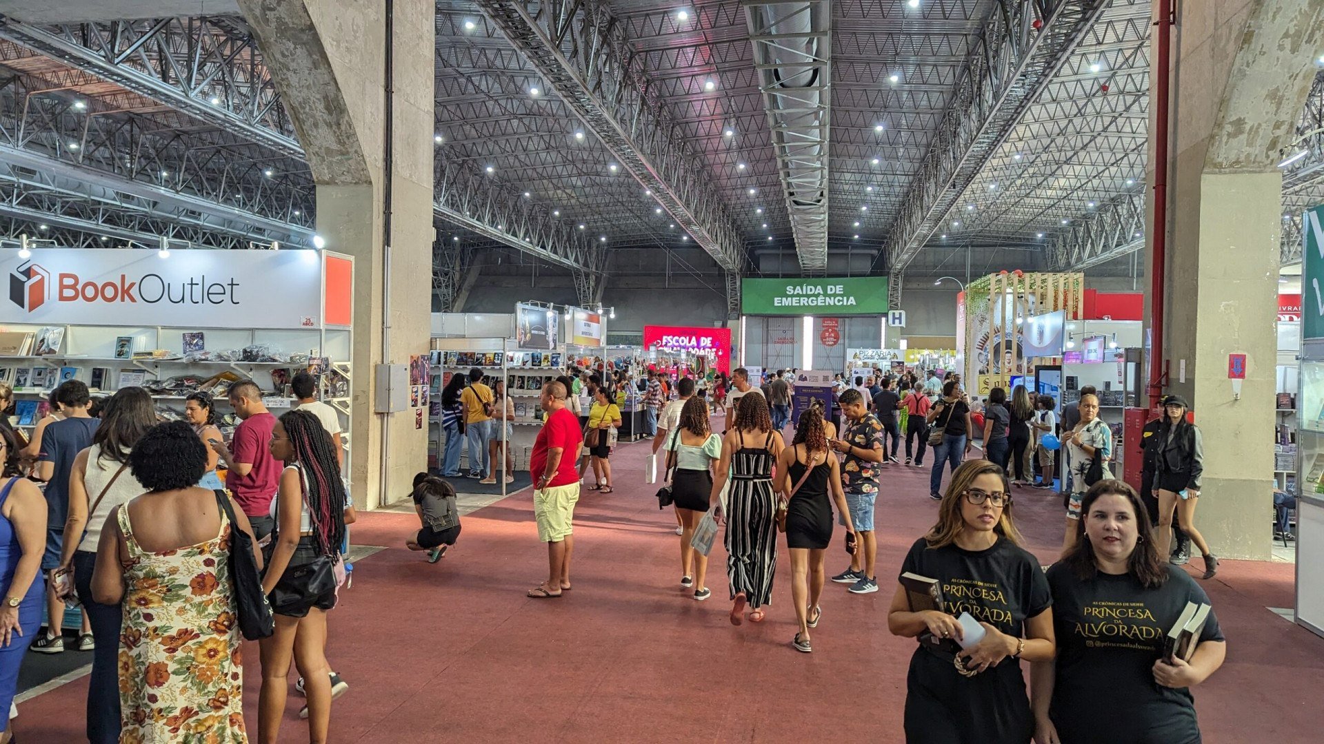 Câmara analisa proposta para tornar Bienal do Livro patrimônio imaterial do Recife