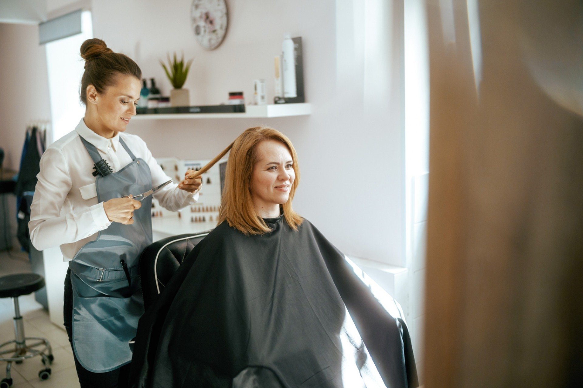 Cortes de cabelo para mulheres com mais de 50 anos: 8 estilos rejuvenescedores