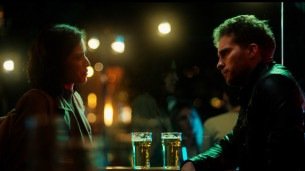 Mel Lisboa e Thiago Fragoso em cena