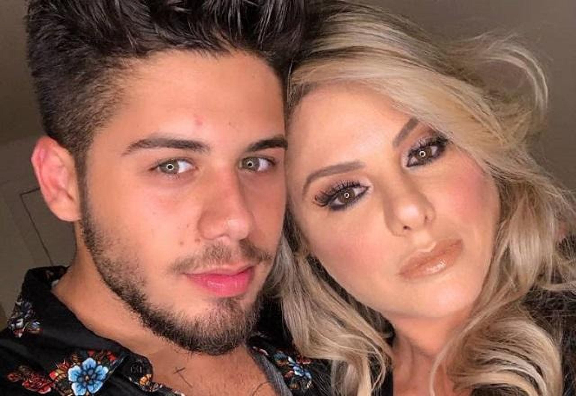 Mãe de Zé Felipe posta suposta indireta para ex-assessora do cantor