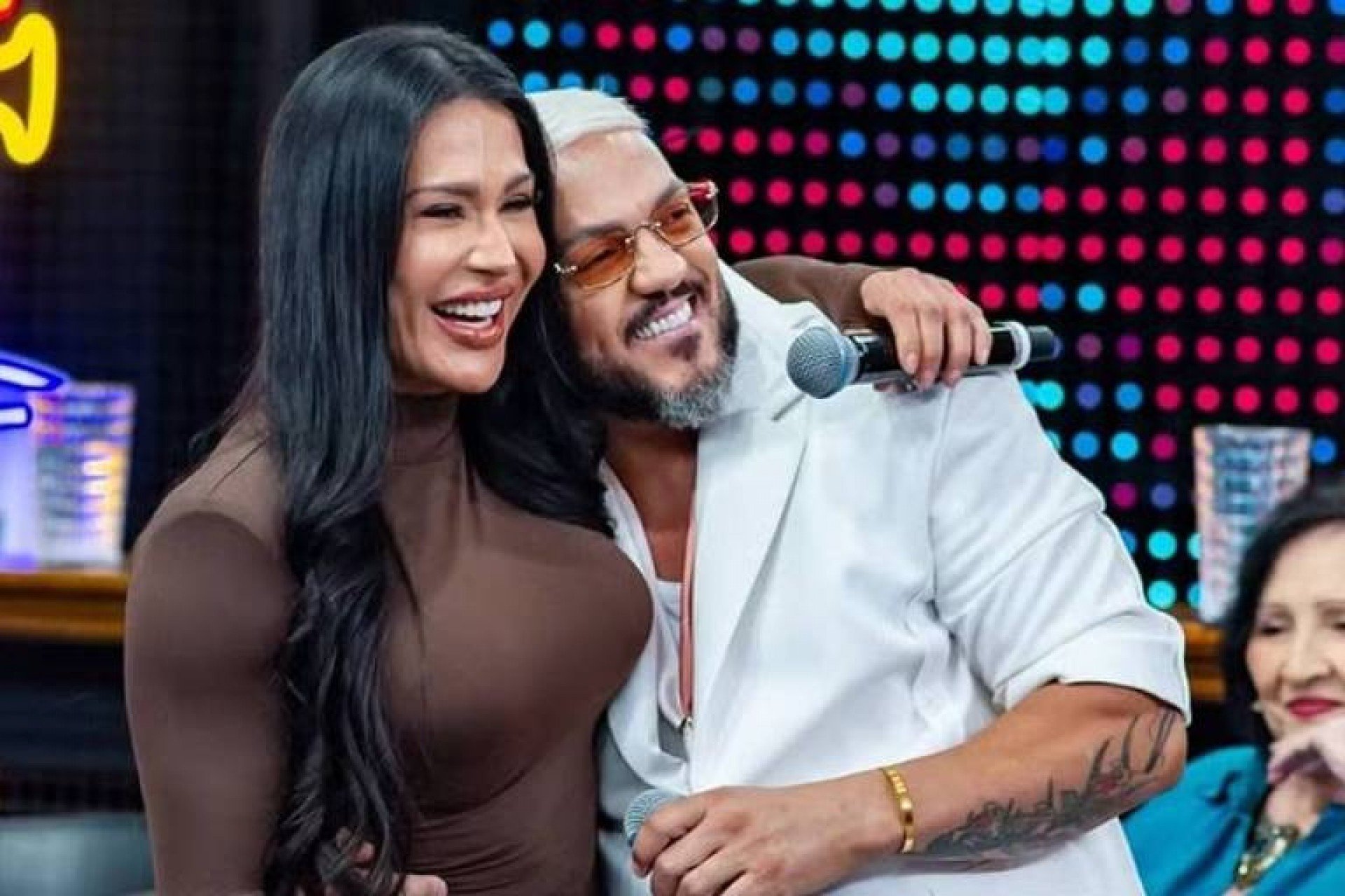 Belo e Gracyanne Barbosa protagonizam momento tenso no 'Domingão com Huck': "Perde a linha"