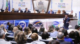 Comissão Especial do Novo Plano Nacional de Educação da Câmara dos Deputados realiza seminário sobre o docênio 2024-2034