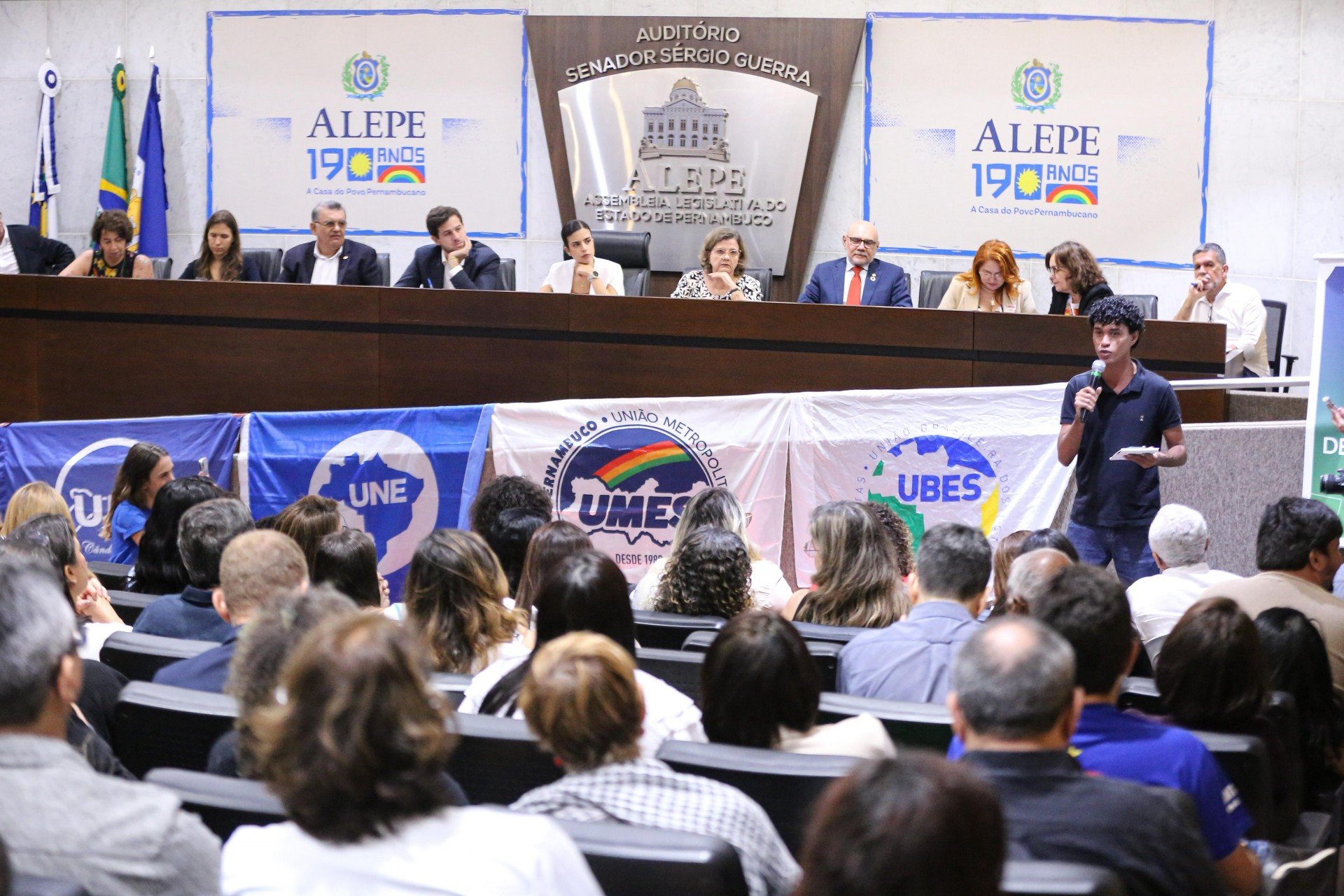 Alepe sedia seminário sobre o novo PNE 2024–2034 com foco em metas e responsabilização