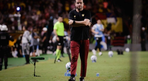 Daniel Paulista, treinador do Sport
