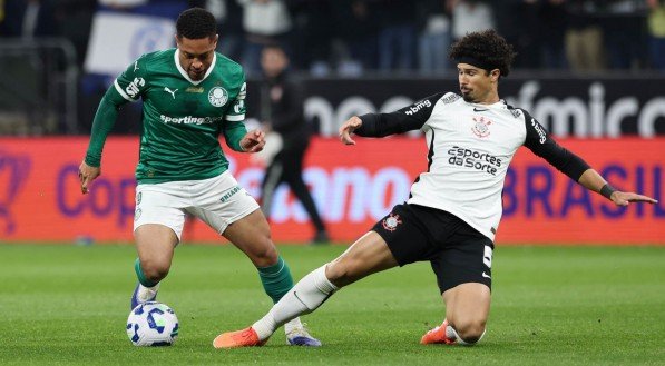 Palmeiras e Corinthians decidem vaga nas quartas de final da Copa do Brasil