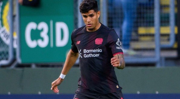 Piero Hincapié, zagueiro do Bayer 04 Leverkusen