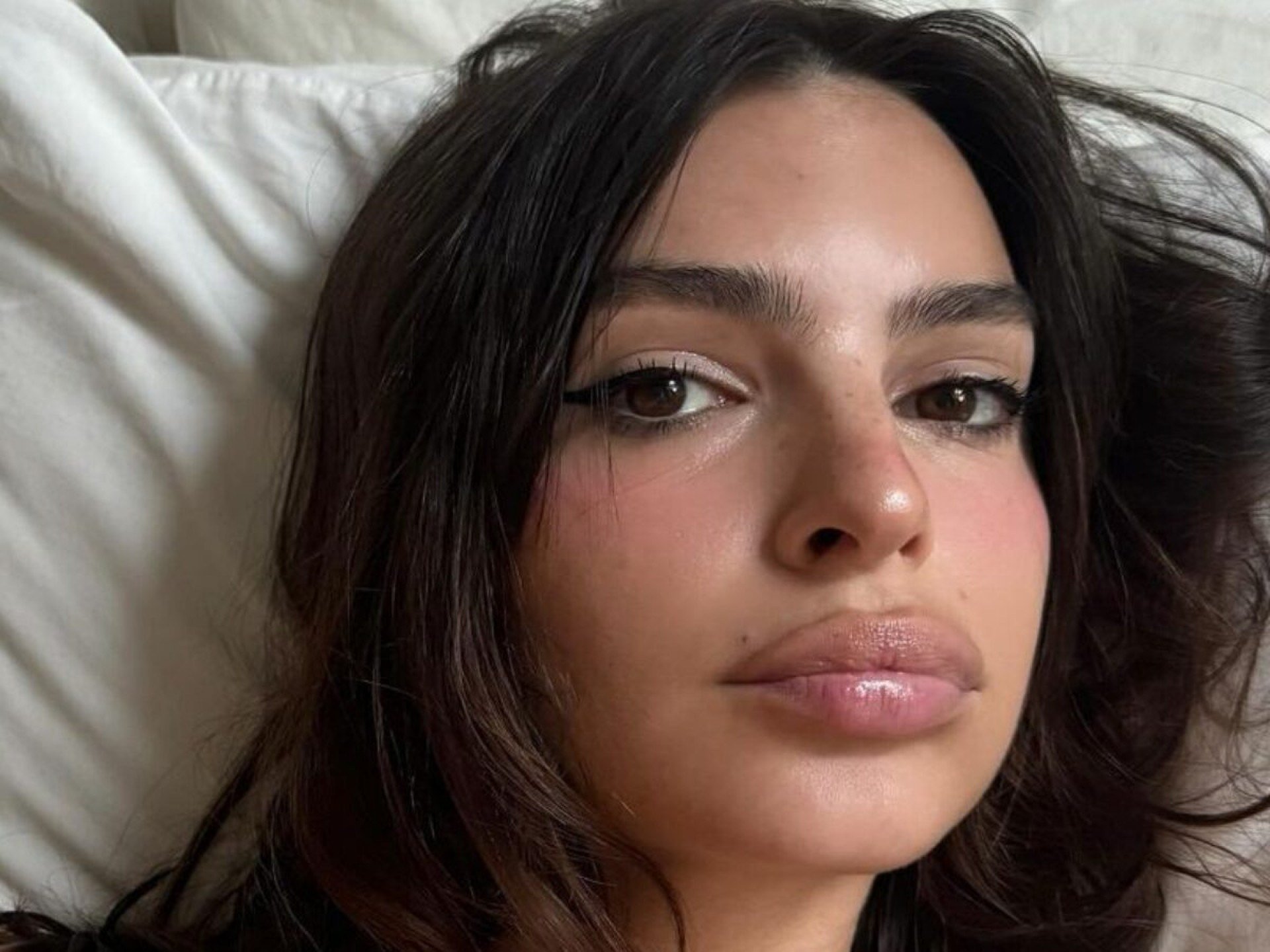emily-ratajkowski