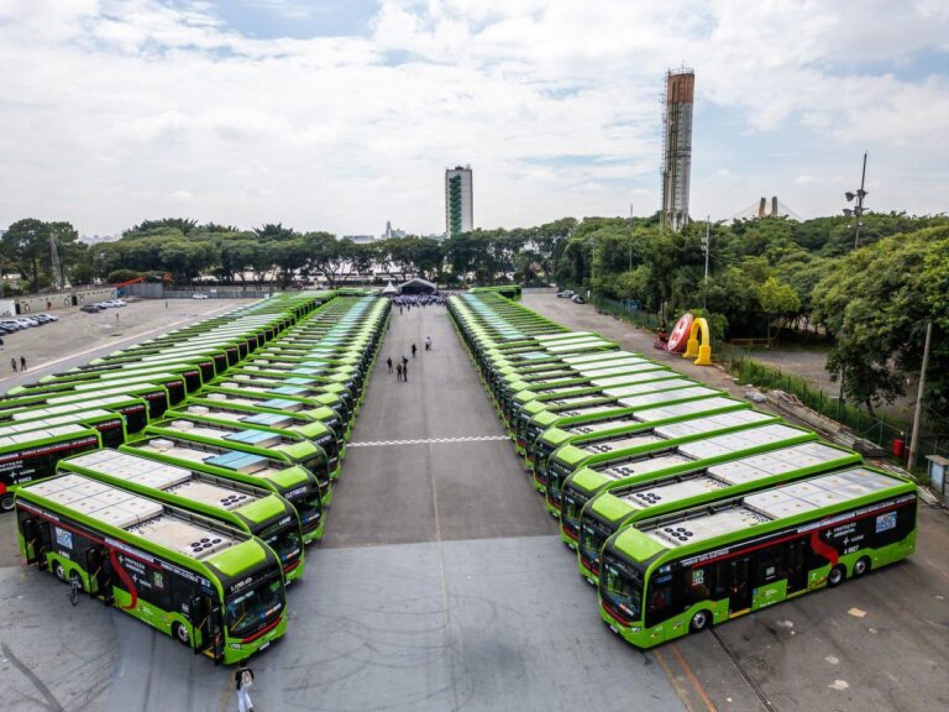 Ônibus elétrico: Mesmo polêmica, estudo aponta que o Brasil tem muita capacidade para eletrificação do transporte público 