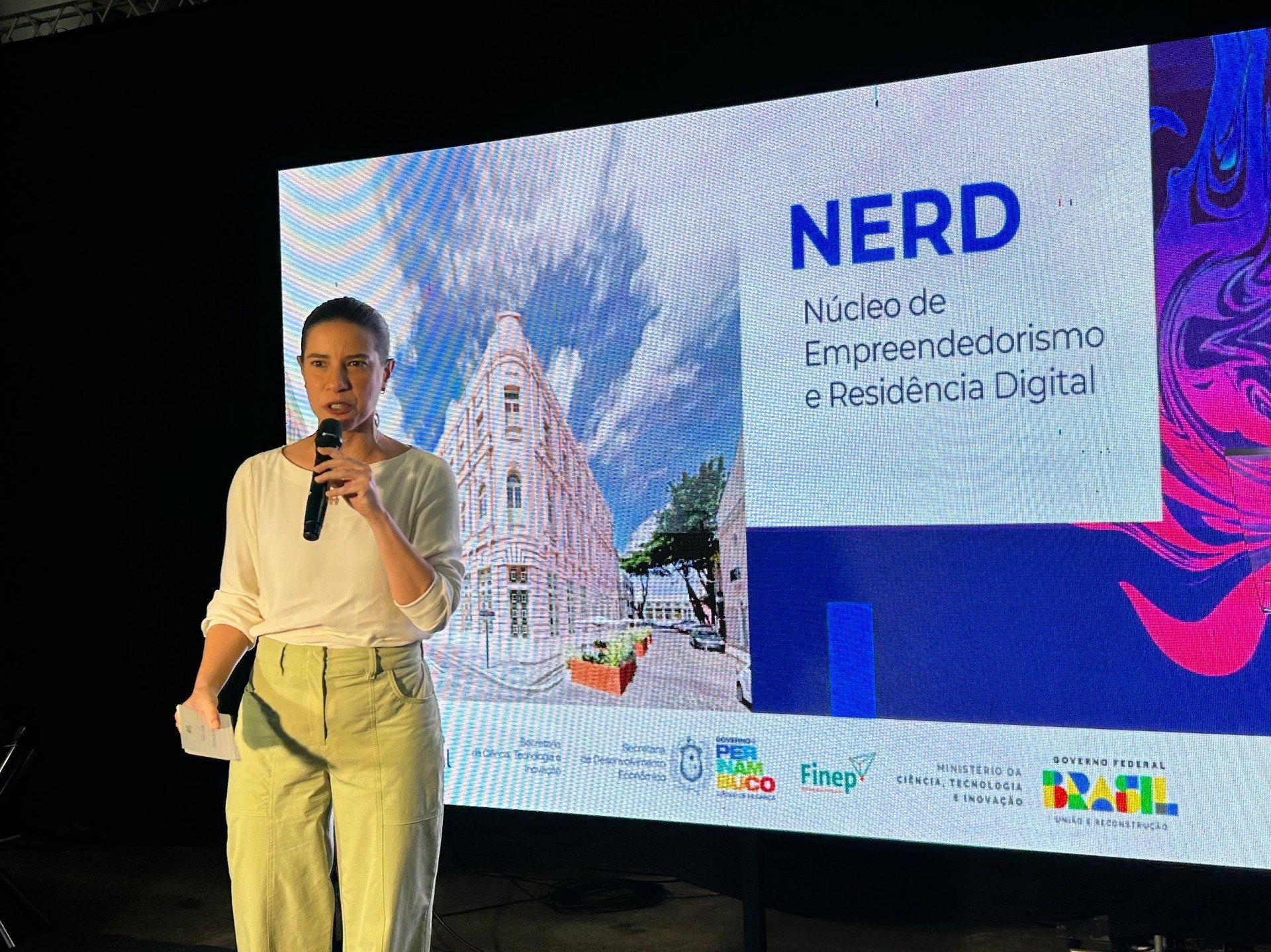 Após reunião em Brasília, Raquel Lyra articula medida para minimizar efeitos do tarifaço em PE