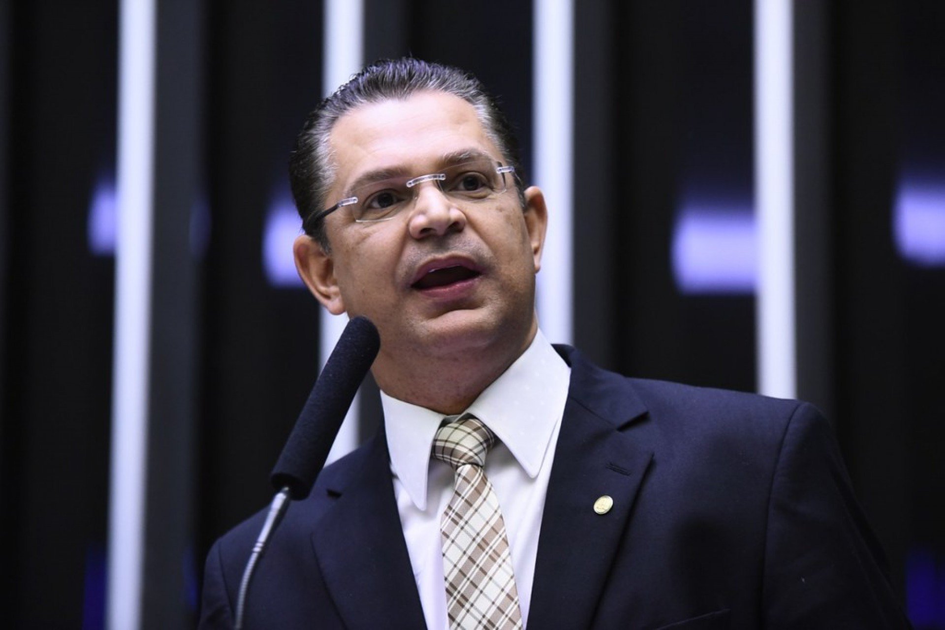 Líder do PL afirma que Câmara vai pautar anistia e foro privilegiado na próxima semana