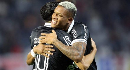 O Alvinegro volta as quartas de final após oito anos