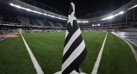 Ex-Botafogo atropela quatro e mata uma pessoa em acidente no Rio de Janeiro
