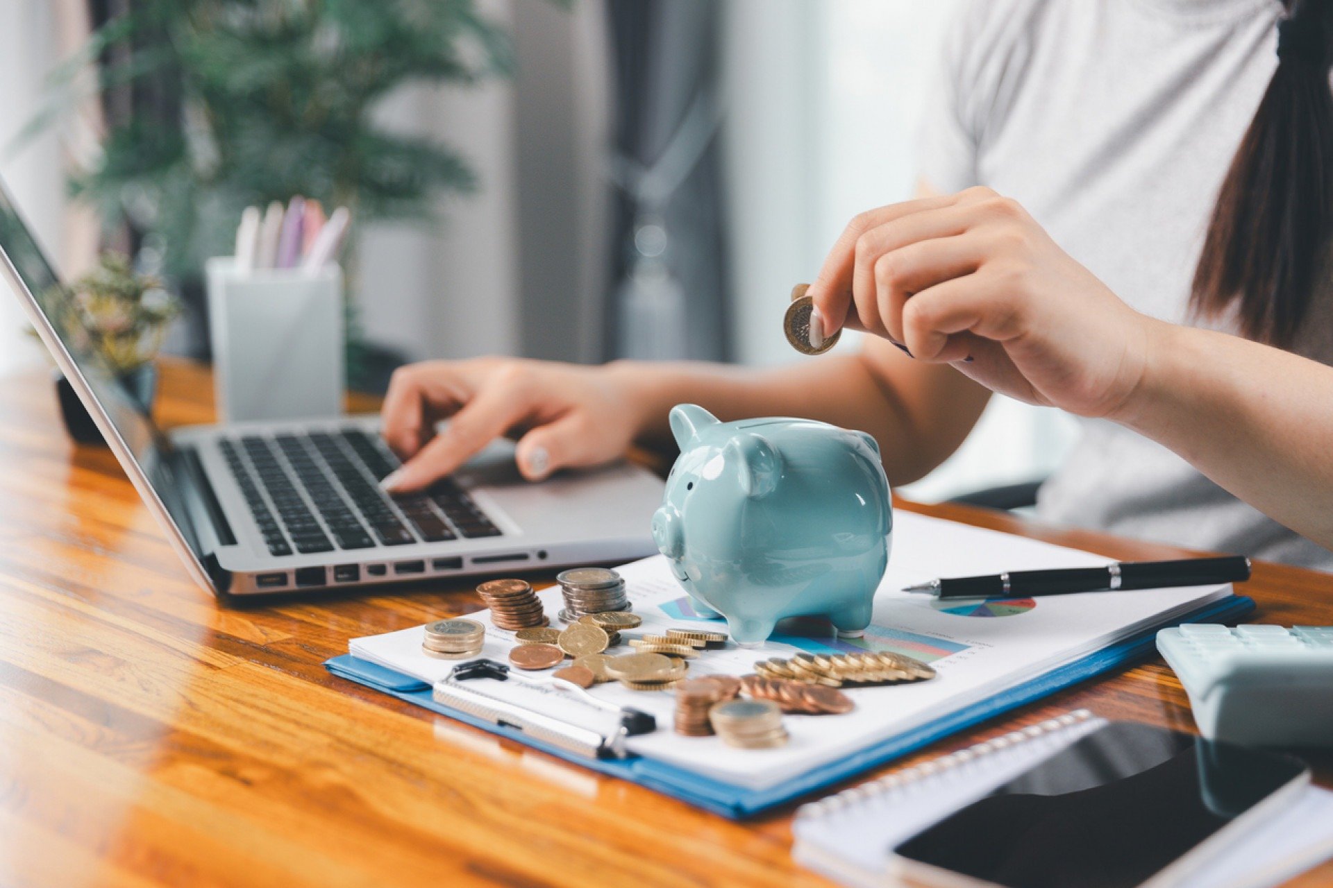 3 simpatias para não faltar dinheiro em 2025