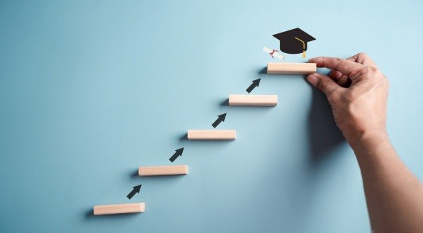 Imagem para representar um diploma
