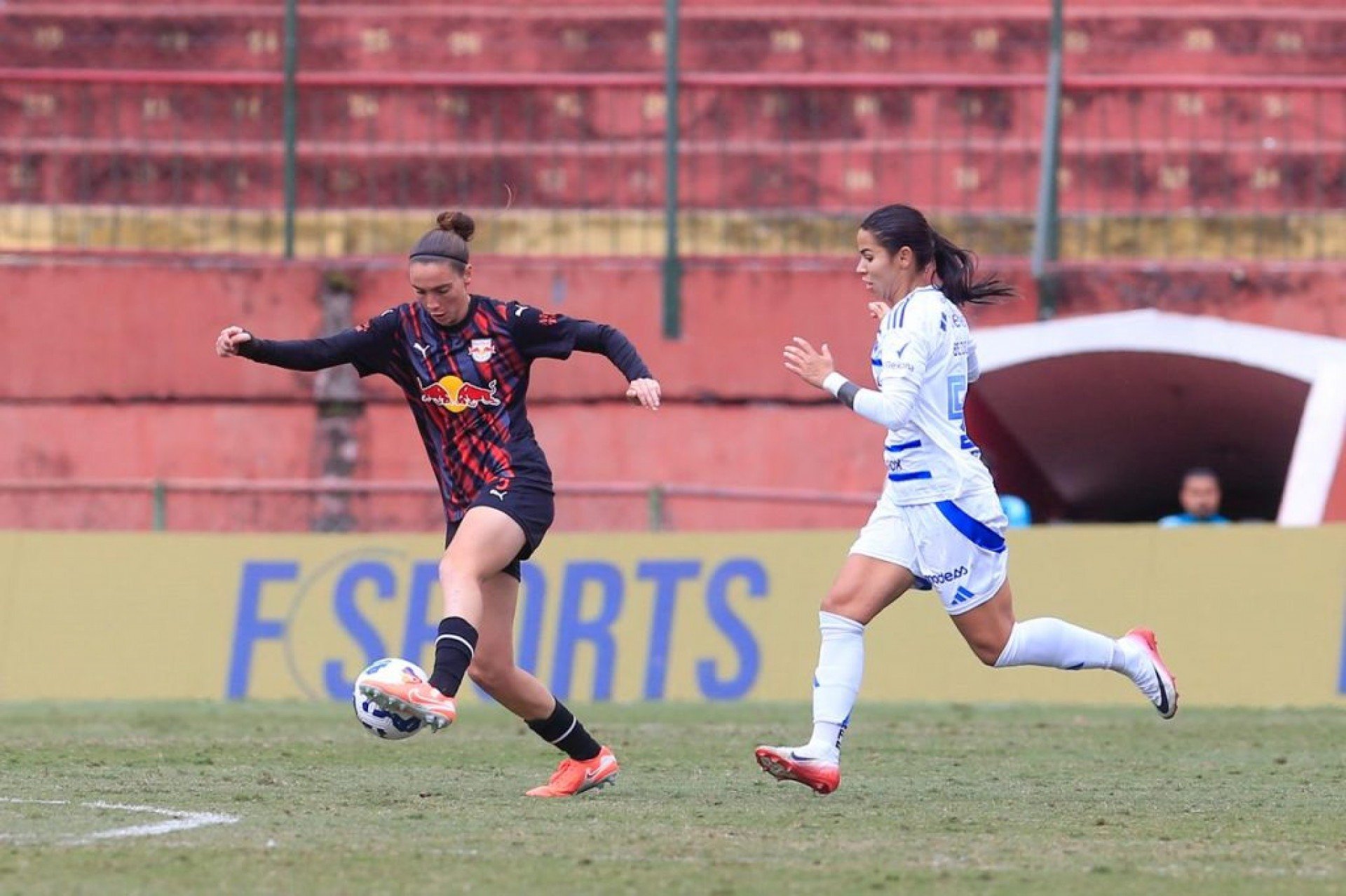 Bragantinas empatam jogo de ida das quartas do Brasileirão Feminino