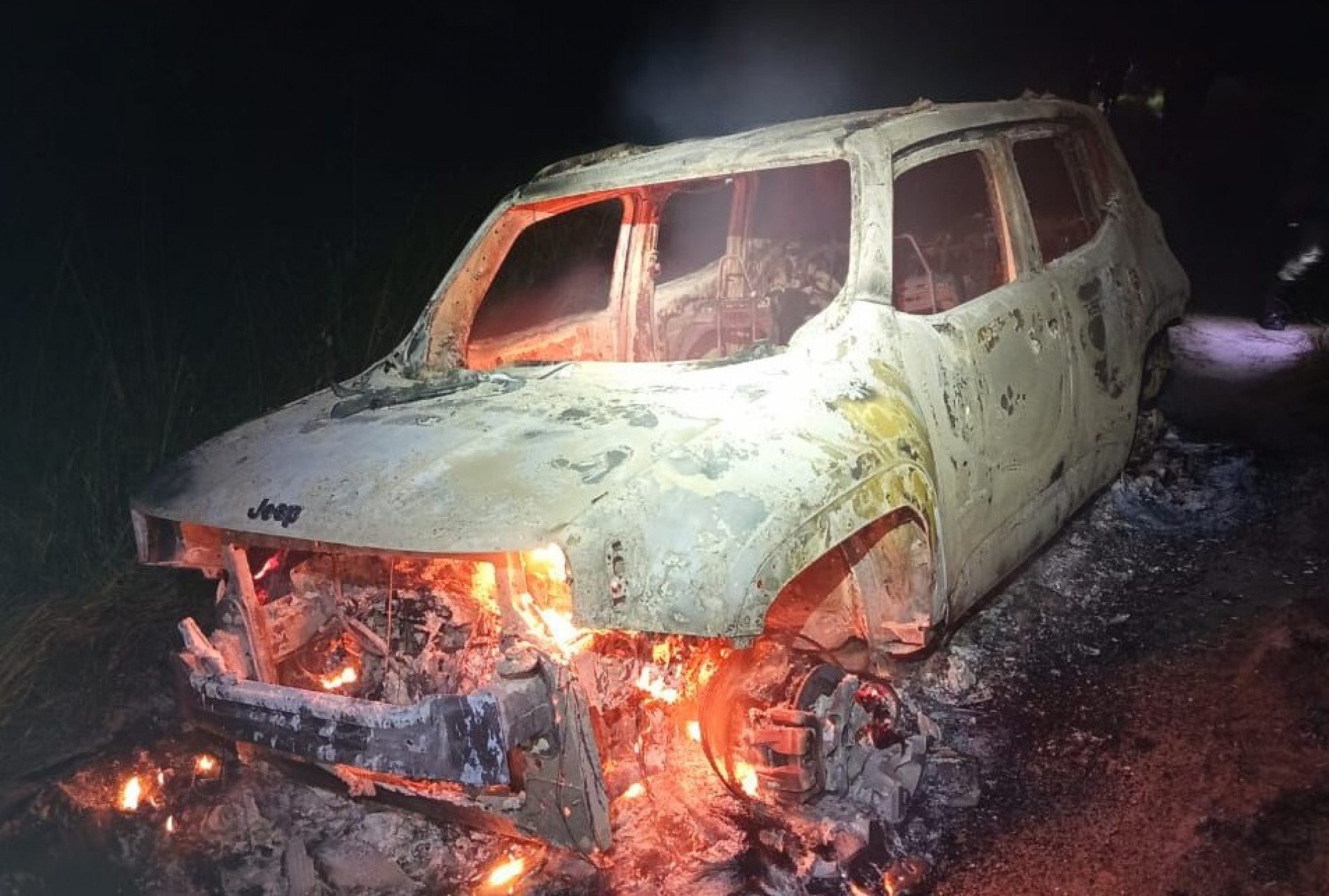 Motorista de aplicativo é achado morto, com mãos algemadas, em Ipojuca