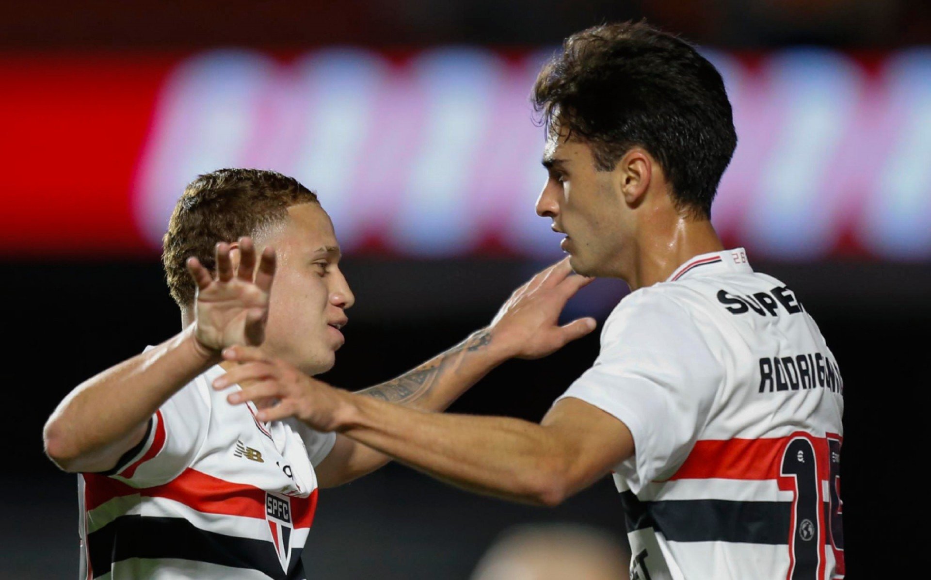Transmissão São Paulo x Atlético Nacional ao vivo online: veja onde assistir e resultado em tempo real pela Libertadores