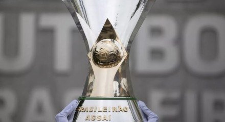 São Paulo faz proposta por zagueiro campeão brasileiro