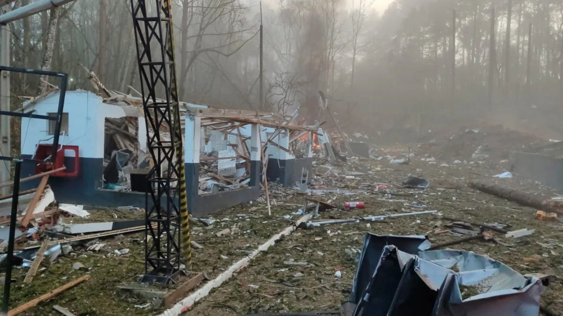 Explosão em fábrica de explosivos deixa feridos e desaparecidos em Curitiba