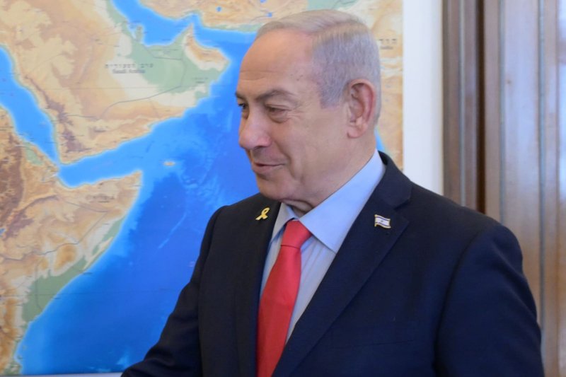 Netanyahu diz que vai autorizar a emigração de palestinos da faixa de Gaza
