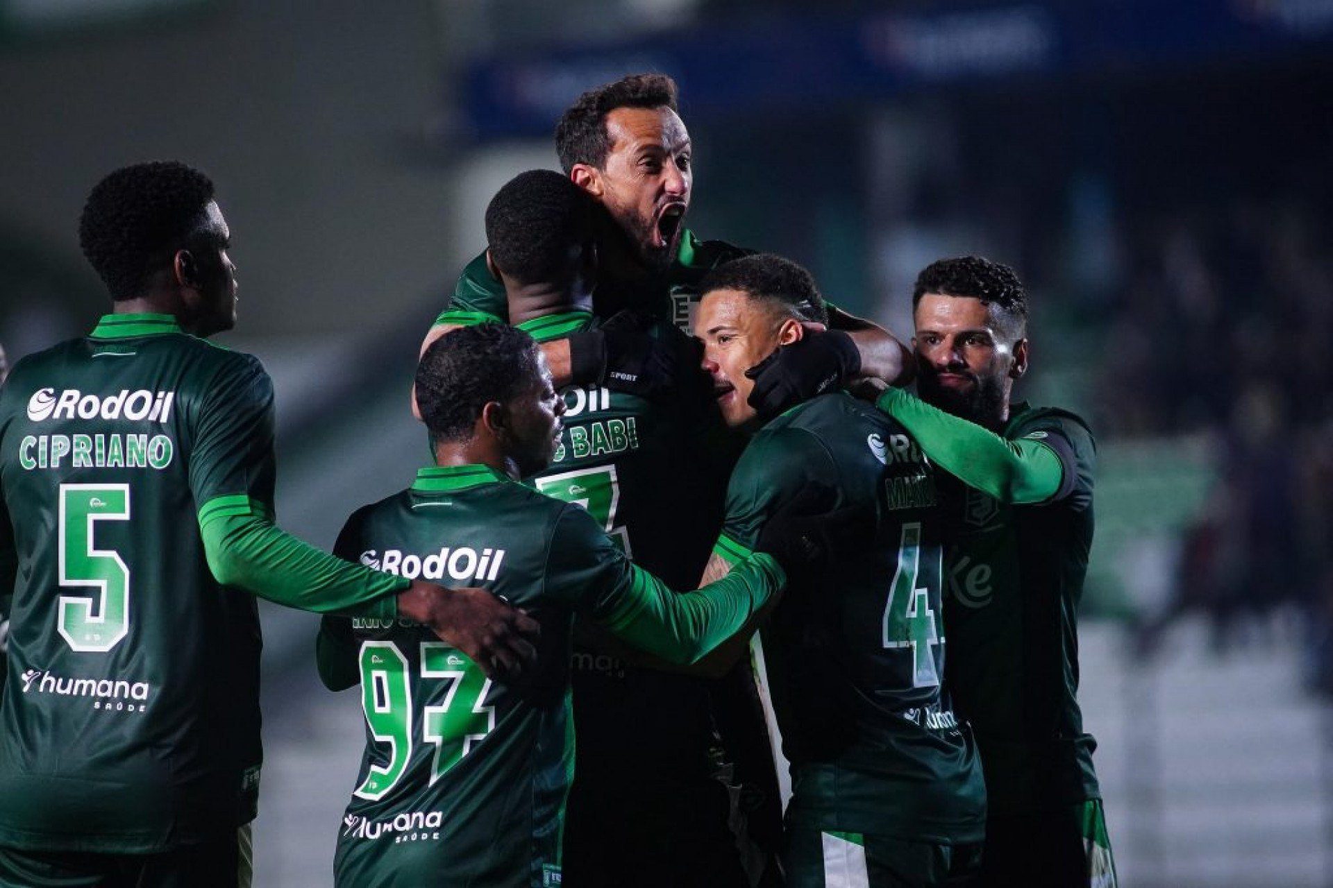 Juventude anuncia duas novas contratações visando fugir da zona de rebaixamento