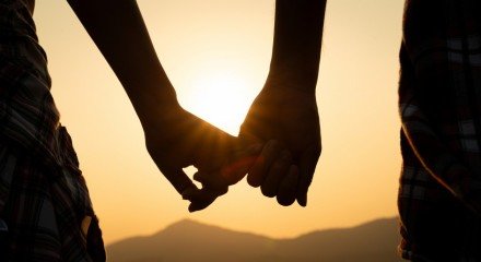 Amarração para o amor voltar: Faça esse ritual simples e muito poderoso!
