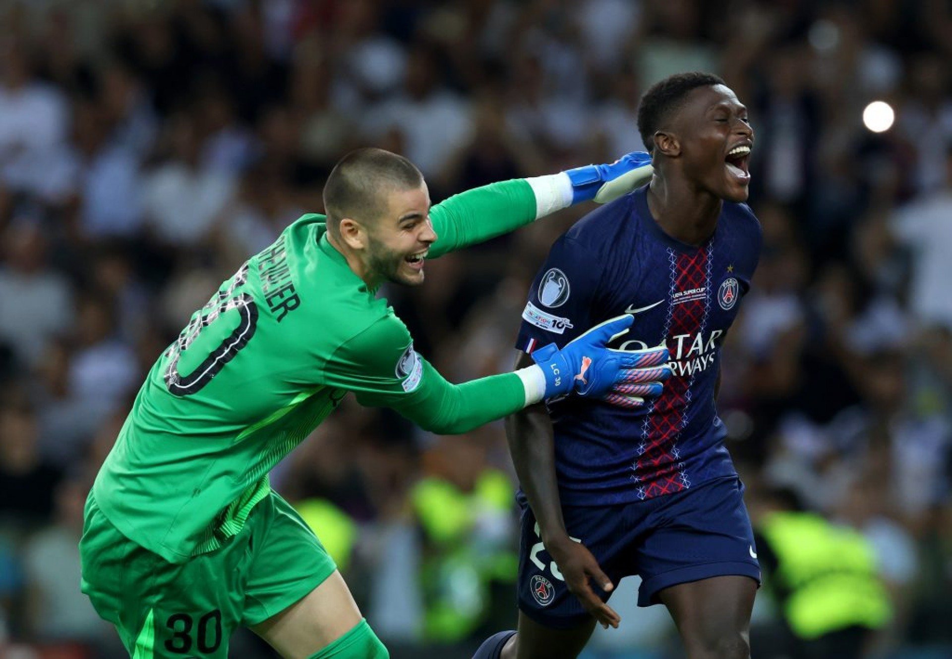 PSG vira sobre o Tottenham nos pênaltis e conquista Supercopa da Uefa pela primeira vez