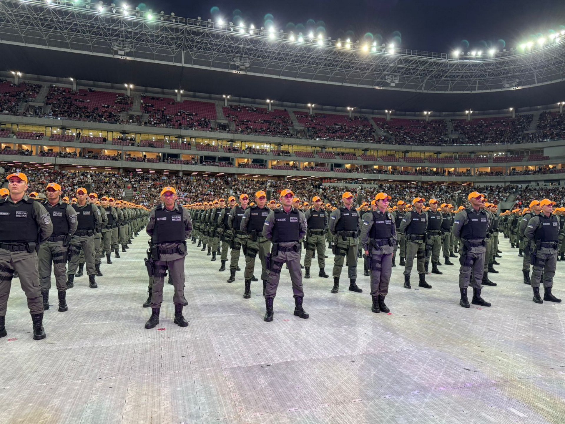 Pernambuco reforça segurança com formatura de 2.299 novos policiais militares