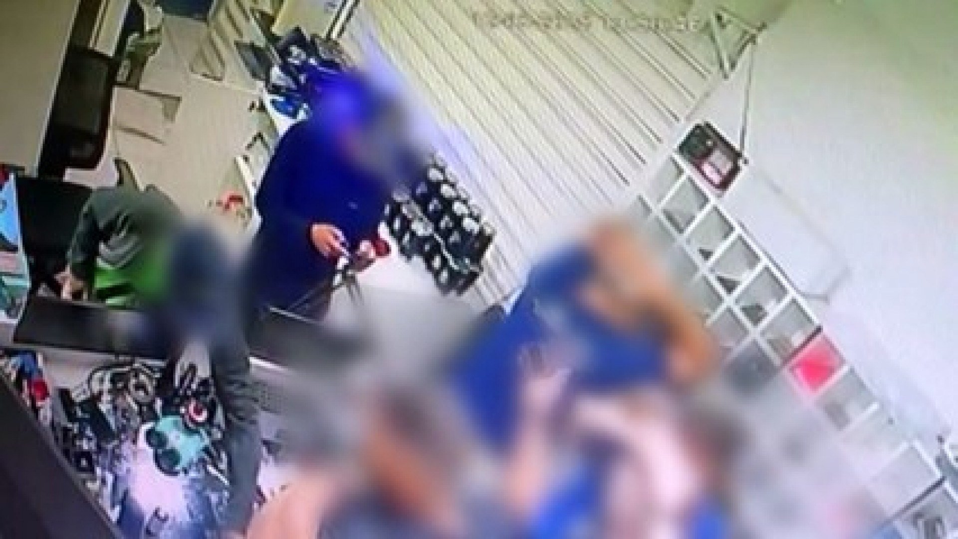 Roubo em loja de celulares causa prejuízo de 20 mil reais e insegurança crescente