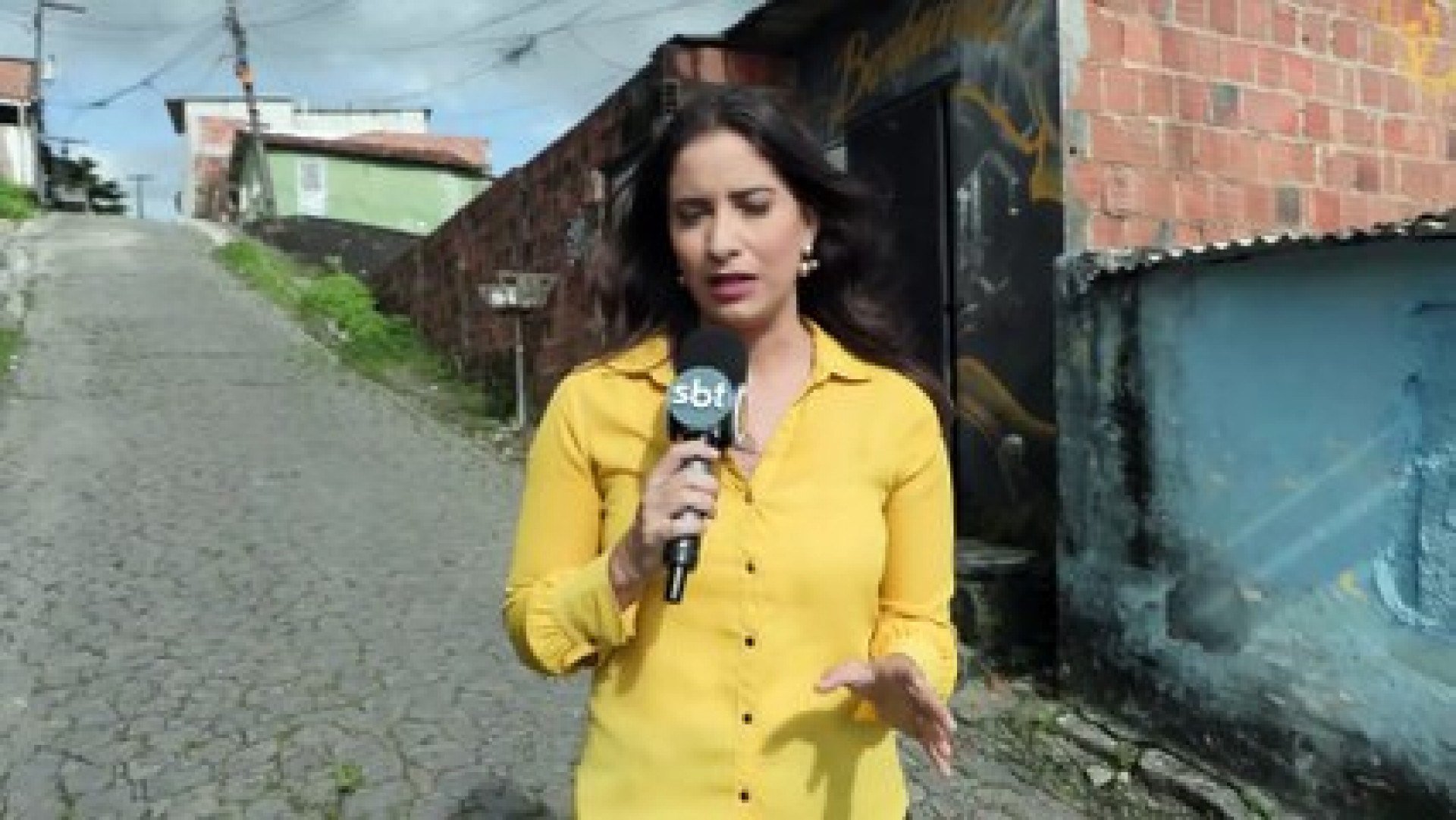 Tentativa de latrocínio: barbeiro de 34 anos é baleado durante assalto em barbearia