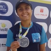 Atleta do Projeto Tênis na Lagoa é vice-campeã de etapa do Circuito Estadual do Rio de Janeiro