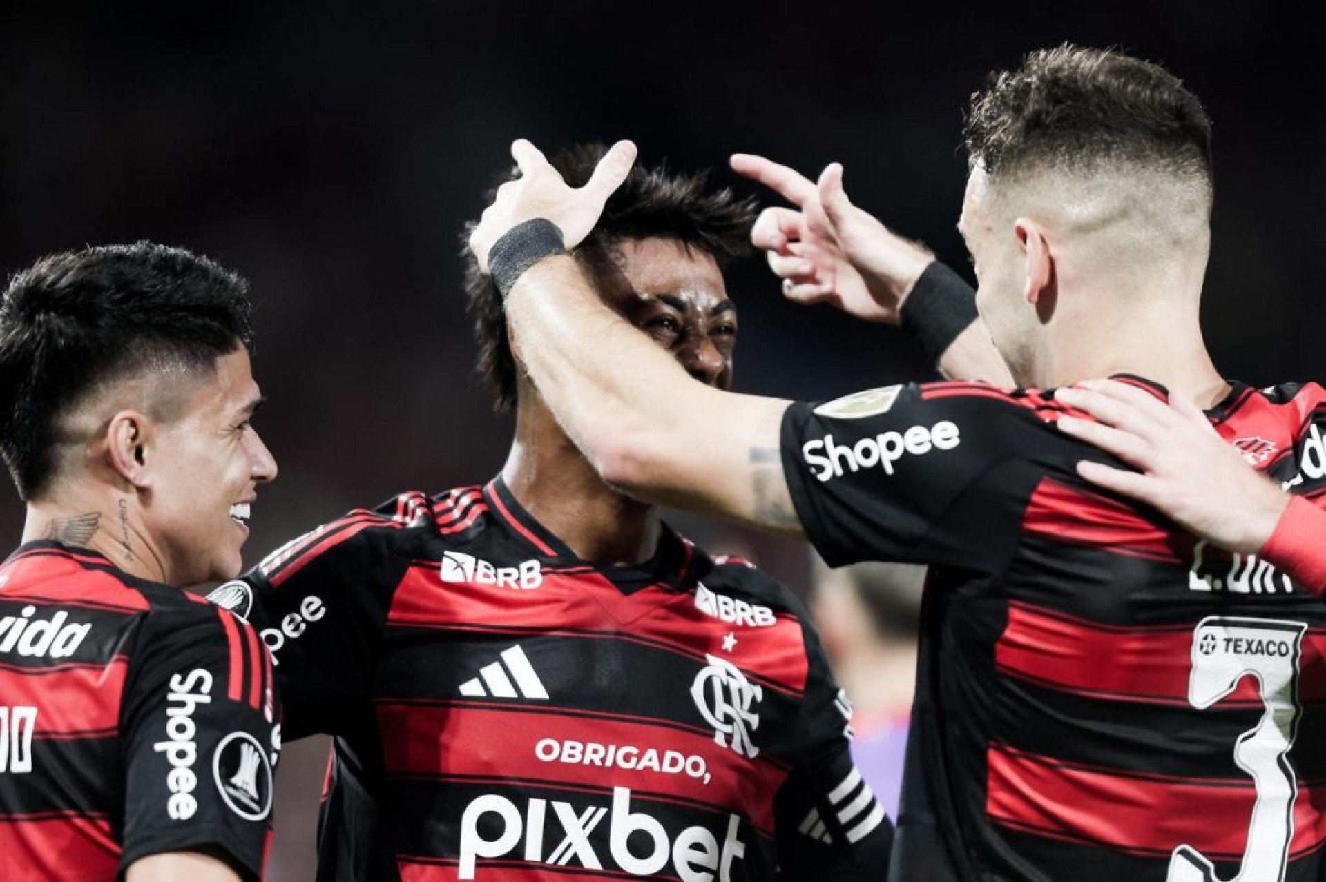Com gol de ídolo, Flamengo relembra ano histórico mais uma vez
