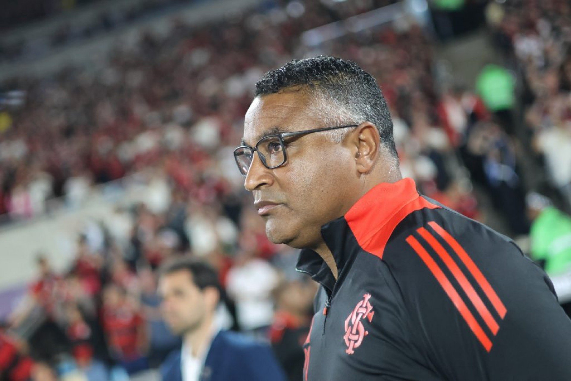 Roger Machado analisa derrota do Inter para o Flamengo e destaca reação no segundo tempo