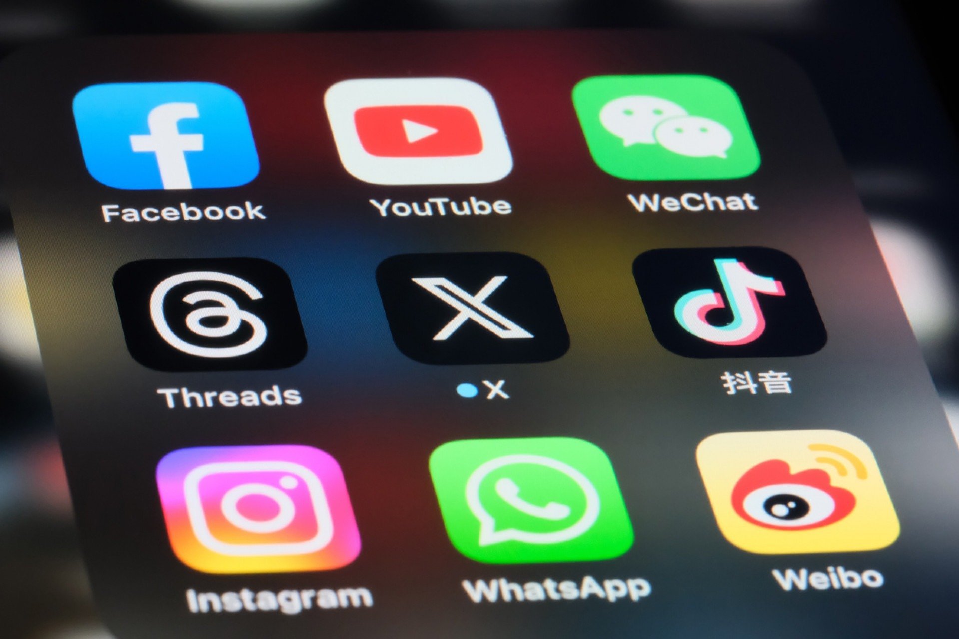 X (Twitter) caiu? Aplicativo apresenta instabilidade nesta quinta-feira (14)